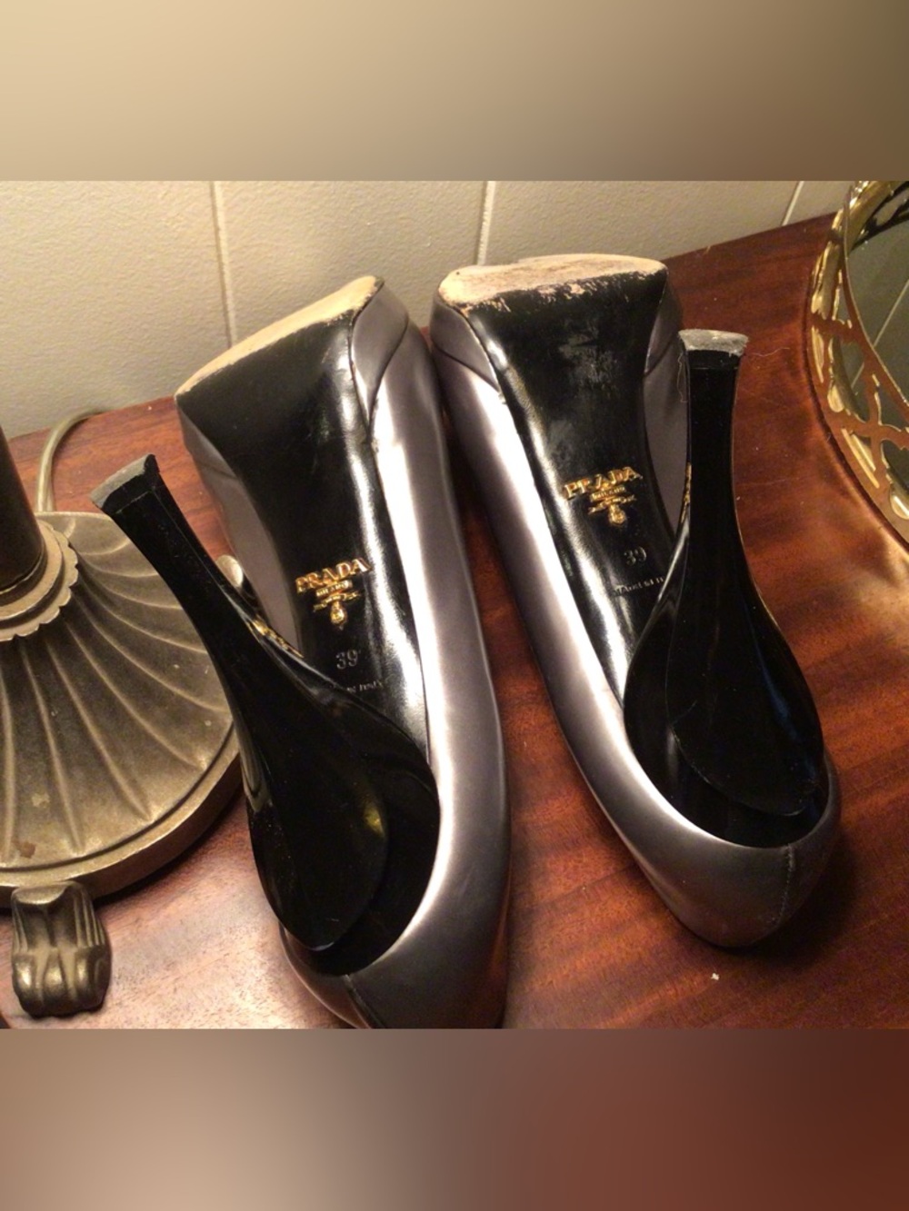 Prada /Pewter Leather Pumps - Authenticated - Sz 39 - Italy - Picture 11 of 15